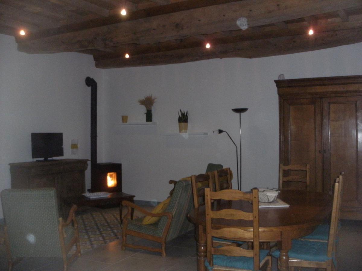 Grange Dans Ancien Corps De Ferme Otel Bellengreville  Dış mekan fotoğraf