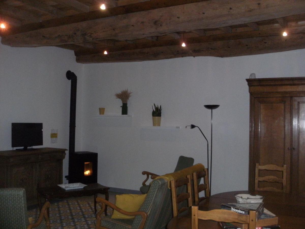 Grange Dans Ancien Corps De Ferme Otel Bellengreville  Dış mekan fotoğraf